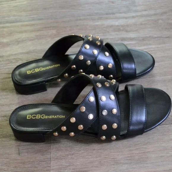 NWOB BCBGeneration Dana Edgy Studded Black and Gold Leather Sandal Size 6.5 - Picture 5 of 8